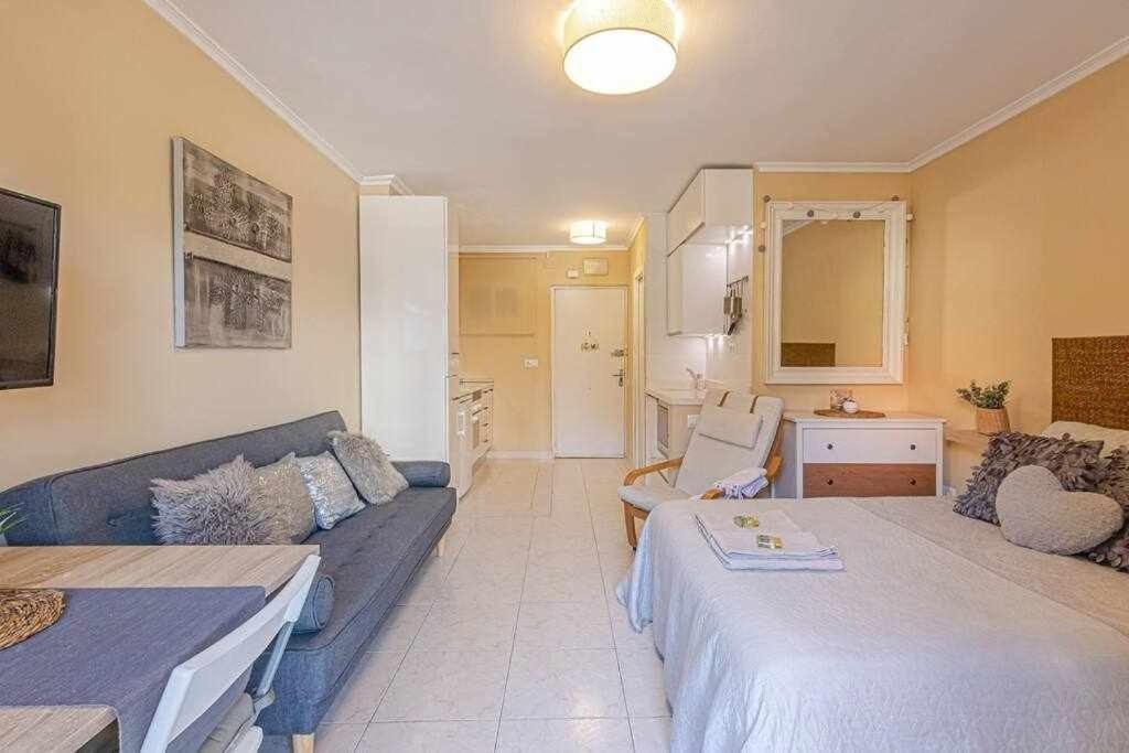 797 Holiday Rentals - Equipado Estudio Cerca Del Parque La Paloma Benalmádena Εξωτερικό φωτογραφία