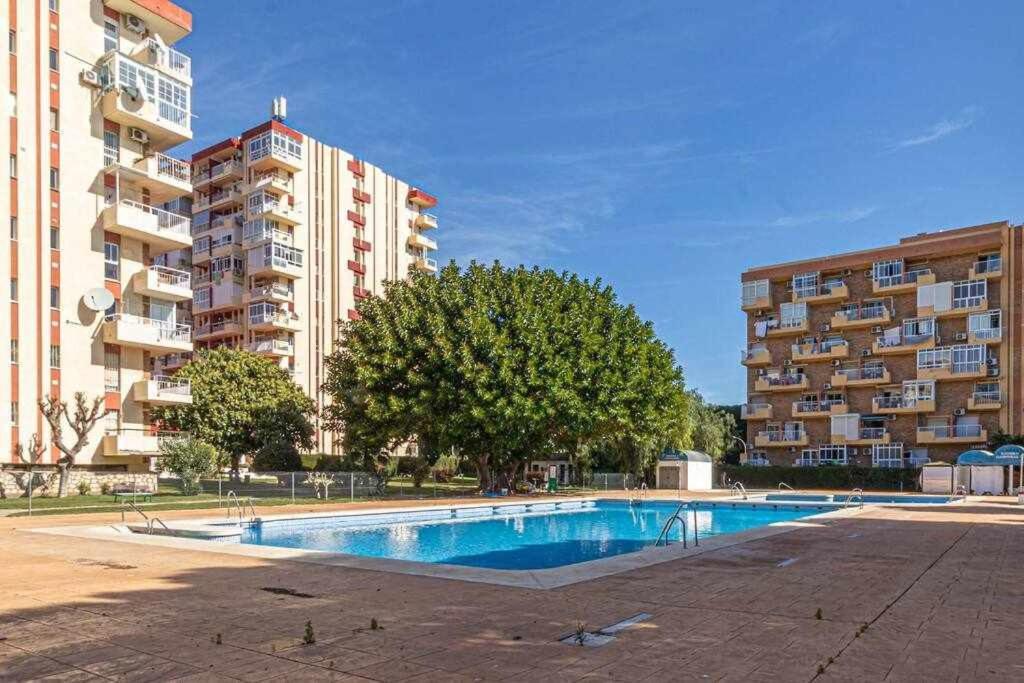 797 Holiday Rentals - Equipado Estudio Cerca Del Parque La Paloma Benalmádena Εξωτερικό φωτογραφία
