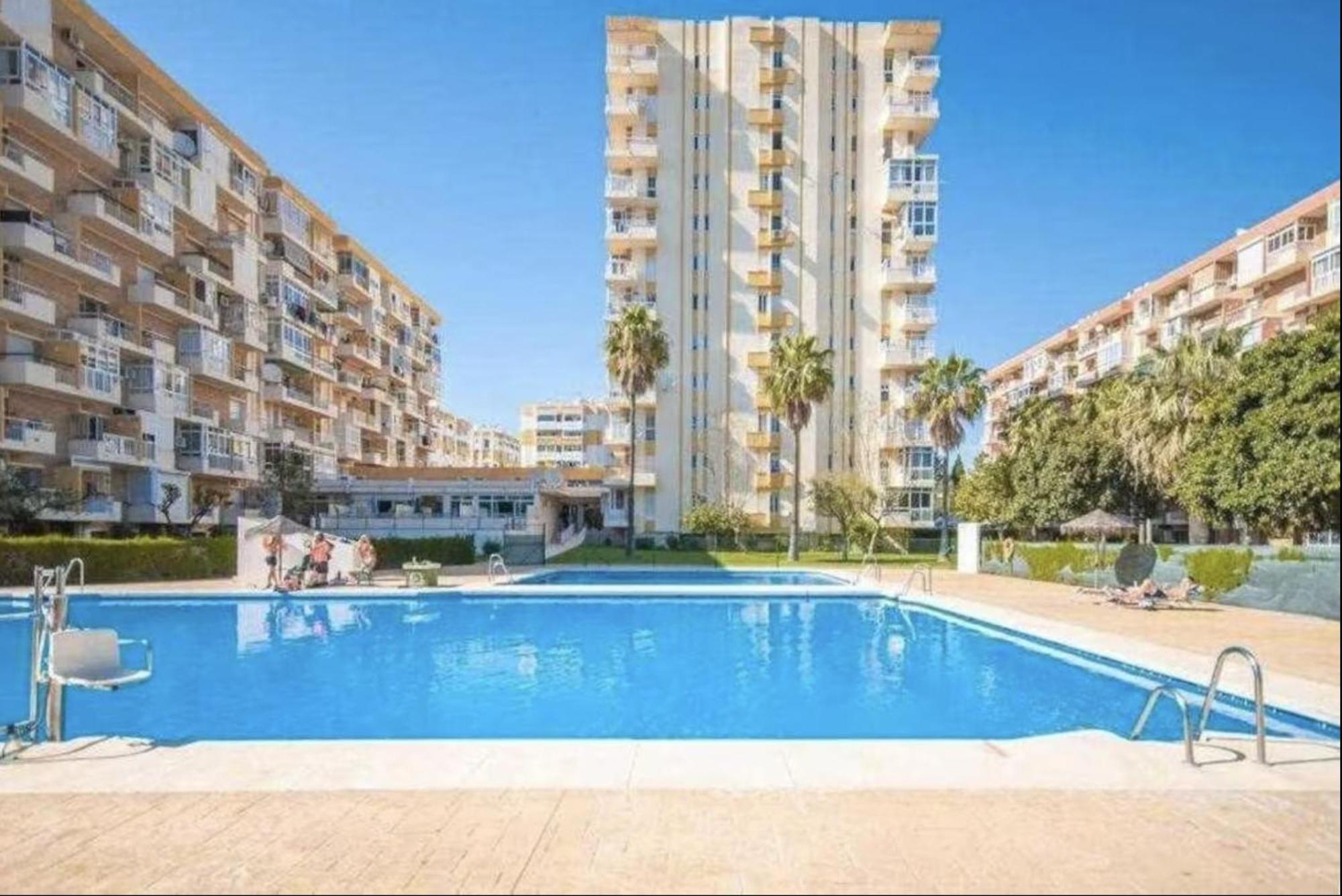 797 Holiday Rentals - Equipado Estudio Cerca Del Parque La Paloma Benalmádena Εξωτερικό φωτογραφία